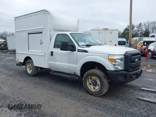 2015 Ford Super Duty F-250 SRW XL with VIN 1FDBF2B66FED21648, listed as a IAAI auction lot 41700328 with 370,599 mi miles. Bid and sale history available at carsss.com. Image 1.