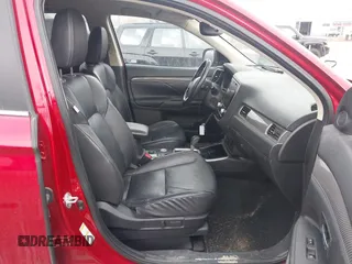2020 Mitsubishi Outlander ES z VIN JA4AZ3A38LZ020558, wystawiony jako IAAI lot #41694744 z przebiegiem 100 886 mil mil oraz . Historia ofert i sprzedaży dostępna na DreamBid. Obrazek 5.