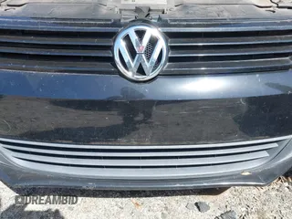 2012 Volkswagen Jetta Sedan TDI w/Premium & Nav with VIN 3VWLL7AJ1CM334735, listed as a IAAI auction lot 41749312 with 196,237 mi miles. Bid and sale history available at carsss.com. Image 6.