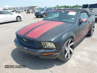 2005 Ford Mustang Deluxe z VIN 1ZVFT84N055190900, wystawiony jako IAAI lot #42373274 z przebiegiem 174 840 mil mil oraz . Historia ofert i sprzedaży dostępna na DreamBid. Obrazek 6.