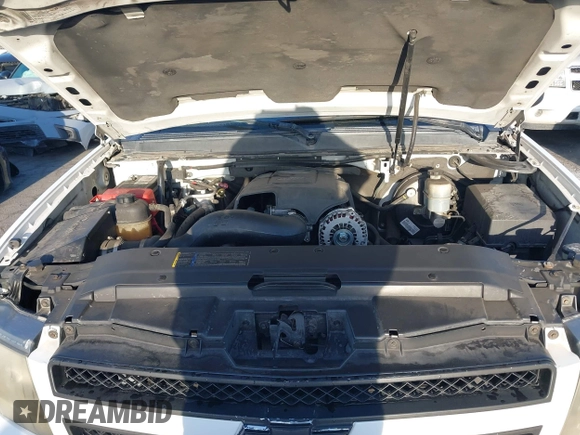 2007 Chevrolet Avalanche LTZ with VIN 3GNEC12J87G109246, listed as a IAAI auction lot 41989146 with 171,005 mi miles and . Bid and sale history available at DreamBid. Image 10.