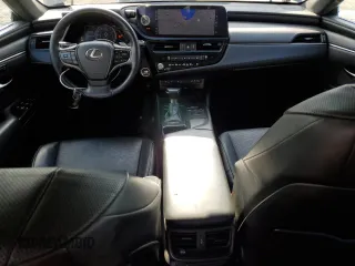 2022 Lexus ES 250 with VIN 58AD11D18NU008987, listed as a Copart auction lot 55146525 with 241,833 mi miles and Salvage title. Bid and sale history available at DreamBid. Image 8.