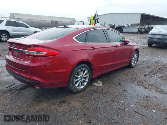 2017 Ford Fusion SE with VIN 3FA6P0HD8HR309469, listed as a IAAI auction lot 41891713 with 92,300 mi miles. Bid and sale history available at carsss.com. Image 4.