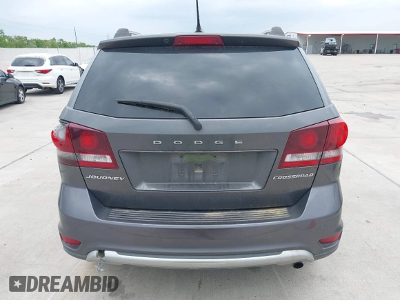 2017 Dodge Journey Crossroad Plus with VIN 3C4PDCGBXHT534777, listed as a IAAI auction lot 42052453 with 204,030 mi miles. Bid and sale history available at carsss.com. Image 16.