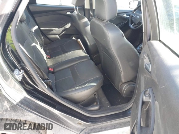 2015 Ford Focus Titanium with VIN 1FADP3J22FL323185, listed as a IAAI auction lot 41461154 with 125,477 mi miles and . Bid and sale history available at carsss.com. Image 8.