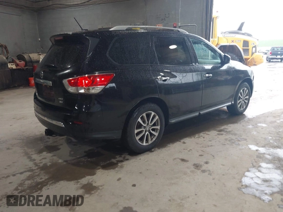 2014 Nissan Pathfinder SL z VIN 5N1AR2MM0EC729667, wystawiony jako IAAI lot #42243969 z przebiegiem 186 301 mil mil oraz . Historia ofert i sprzedaży dostępna na DreamBid. Obrazek 4.