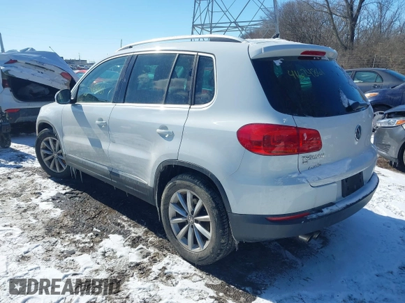 2017 Volkswagen Tiguan Wolfsburg Edition с VIN WVGRV7AX1HK005782, выставлен на аукционе IAAI как лот 41624861 с пробегом 114 660 миль миль и . История ставок и продаж доступна на DreamBid. Изображение 3.