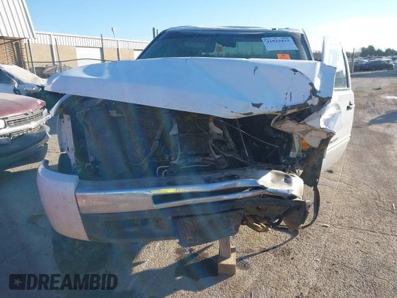 2010 Chevrolet Silverado 1500 LT with VIN 3GCRKSE31AG163396, listed as a IAAI auction lot 41022815 with Not Provided miles and . Bid and sale history available at DreamBid. Image 12.