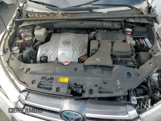 2017 Toyota Highlander Hybrid LE with VIN 5TDBGRFH9HS025073, listed as a Copart auction lot 84342294 with Not provided miles and Salvage title. Bid and sale history available at DreamBid. Image 14.