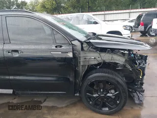2023 Kia Sorento SX z VIN 5XYRK4LFXPG202339, wystawiony jako IAAI lot #42463572 z przebiegiem 27 928 mil mil oraz . Historia ofert i sprzedaży dostępna na DreamBid. Obrazek 19.