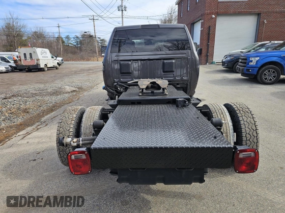 2022 Ram 3500 Tradesman with VIN 3C7WRSCL2NG315535, listed as a Copart auction lot 48806325 with 168,371 mi miles and Clean Title. Bid and sale history available at carsss.com. Image 4.