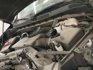 2023 Chevrolet Silverado 1500 LTZ z VIN 2GCUDGED3P1113448, wystawiony jako IAAI lot #41319765 z przebiegiem 25 597 mil mil oraz . Historia ofert i sprzedaży dostępna na DreamBid. Obrazek 21.