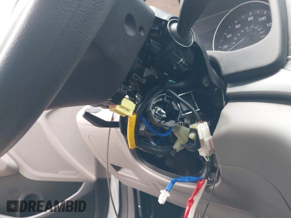 2017 Hyundai Elantra SE z VIN 5NPD84LF5HH132588, wystawiony jako IAAI lot #42380298 z przebiegiem 35 495 mil mil oraz . Historia ofert i sprzedaży dostępna na DreamBid. Obrazek 6.