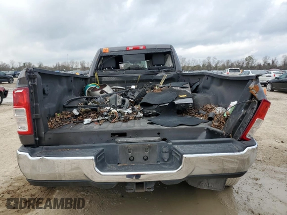 2021 Ram 3500 Tradesman with VIN 3C63RRGL3MG514716, listed as a Copart auction lot 44049845 with 587,358 mi miles and Salvage Title. Bid and sale history available at carsss.com. Image 6.