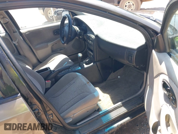 2001 Saturn SL with VIN 1G8ZK52751Z316039, listed as a IAAI auction lot 42035329 with 236,658 mi miles and . Bid and sale history available at DreamBid. Image 5.