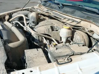 2019 Ram 1500 Tradesman z VIN 1C6RR7ST7KS680166, wystawiony jako IAAI lot #43064513 z przebiegiem 63 996 mil mil oraz . Historia ofert i sprzedaży dostępna na DreamBid. Obrazek 19.