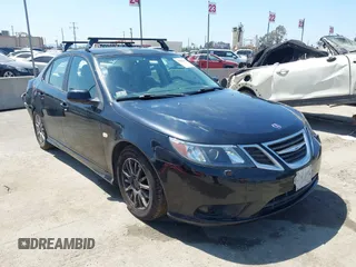 2010 Saab 9-3 z VIN YS3FA4CY8A1617201, wystawiony jako IAAI lot #39732958 z przebiegiem 86 706 mil mil oraz . Historia ofert i sprzedaży dostępna na DreamBid. Obrazek 1.