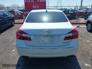 2013 Hyundai Genesis 3.8L with VIN KMHGC4DDXDU238054, listed as a IAAI auction lot 41957297 with 195,383 mi miles. Bid and sale history available at carsss.com. Image 16.