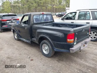 1997 Ford Ranger XLT with VIN 1FTCR10A8VPA39158, listed as a IAAI auction lot 41909857 with 190,404 mi miles. Bid and sale history available at carsss.com. Image 3.
