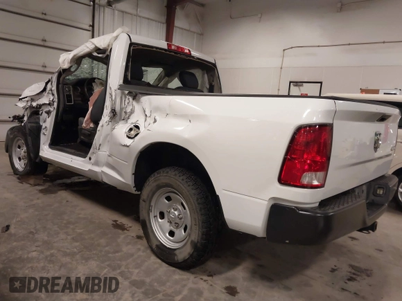 2015 Ram 1500 Express with VIN 3C6JR7AT9FG532418, listed as a IAAI auction lot 41267889 with 120,812 mi miles and . Bid and sale history available at DreamBid. Image 3.