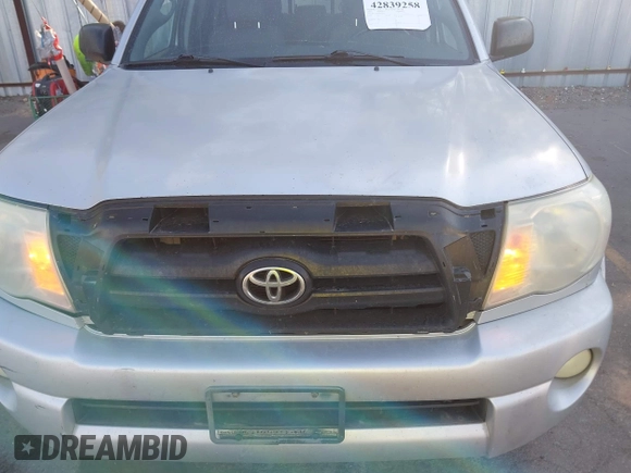 2006 Toyota Tacoma with VIN 5TELU42N46Z154110, listed as a IAAI auction lot 42839258 with 329,008 mi miles and . Bid and sale history available at DreamBid. Image 5.