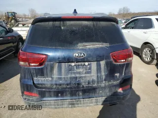 2019 Kia Sorento L z VIN 5XYPG4A32KG463068, wystawiony jako Copart lot #89367895 z przebiegiem Nie podano mil oraz Szkoda całkowita • Salvage title. Historia ofert i sprzedaży dostępna na DreamBid. Obrazek 6.