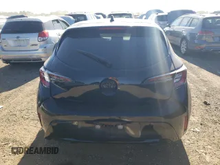 2020 Toyota Corolla Hatchback SE with VIN JTND4RBE6L3074752, listed as a Copart auction lot 70400464 with 46,946 mi miles and Salvage Title. Bid and sale history available at carsss.com. Image 6.