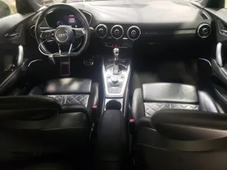 2018 Audi TTS 2.0T z VIN TRUC1AFV3J1011191, wystawiony jako Copart lot #78847004 z przebiegiem 83 239 mil mil oraz Szkoda całkowita • Salvage title. Historia ofert i sprzedaży dostępna na DreamBid. Obrazek 8.