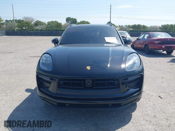 2024 Porsche Macan with VIN WP1AA2A55RLB14867, listed as a IAAI auction lot 41821087 with 7,254 mi miles and . Bid and sale history available at DreamBid. Image 12.