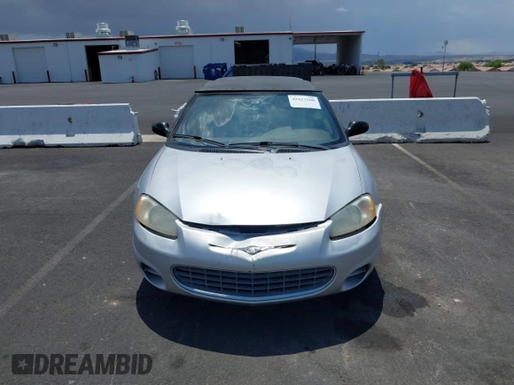 2001 Chrysler Sebring z VIN 1C3EL45UX1N624672, wystawiony jako IAAI lot #42423100 z przebiegiem 49 826 mil mil oraz . Historia ofert i sprzedaży dostępna na DreamBid. Obrazek 6.