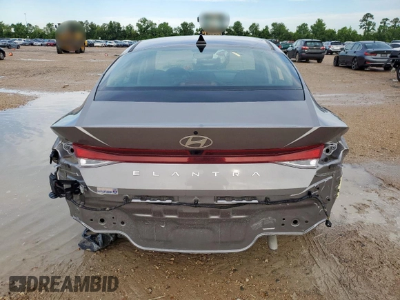 2024 Hyundai Elantra SEL with VIN KMHLM4DG5RU693830, listed as a Copart auction lot 56229385 with 23,682 mi miles and Salvage title. Bid and sale history available at DreamBid. Image 6.