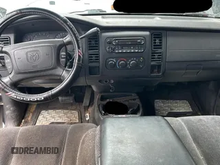 2003 Dodge Dakota Sport с VIN 1D7HL38N83S151291, выставлен на аукционе Copart как лот 60267175 с пробегом 162 785 миль миль и Чистый • Clean title. История ставок и продаж доступна на DreamBid. Изображение 9.
