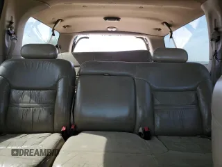 2000 Ford Excursion Limited с VIN 1FMNU43S3YEE17718, выставлен на аукционе Copart как лот 56458175 с пробегом 207 715 миль миль и Списание • Salvage title. История ставок и продаж доступна на DreamBid. Изображение 10.
