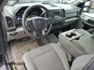2019 Ford F-250 XL with VIN 1FT7X2BT1KEE95571, listed as a Copart auction lot 62677135 with 136,344 mi miles and Salvage title. Bid and sale history available at DreamBid. Image 8.