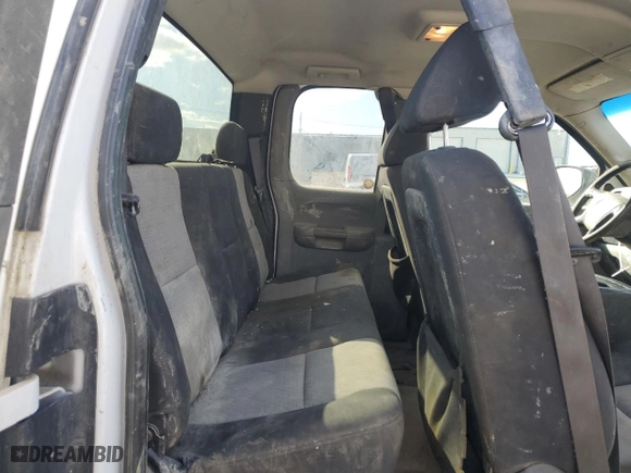 2008 Chevrolet Silverado 2500HD Work Truck with VIN 1GCHC29K48E155658, listed as a Copart auction lot 49832375 with 218,660 mi miles and Clean Title. Bid and sale history available at carsss.com. Image 10.