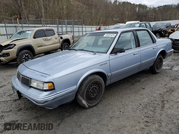 1994 Oldsmobile Cutlass Ciera S z VIN 1G3AG55M1R6362731, wystawiony jako Copart lot #83832424 z przebiegiem 145 973 mil mil oraz Szkoda całkowita • Salvage title. Historia ofert i sprzedaży dostępna na DreamBid. Obrazek 1.