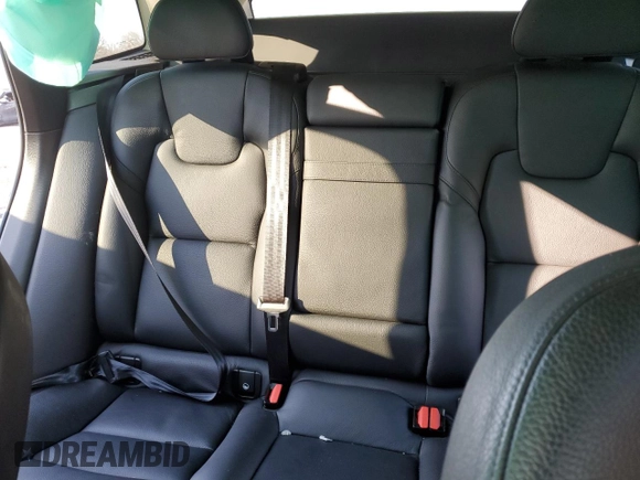 2018 Volvo XC60 Momentum с VIN LYVA22RK6JB069830, выставлен на аукционе Copart как лот 41773915 с пробегом 111 870 миль миль и Списание • Salvage title. История ставок и продаж доступна на DreamBid. Изображение 10.