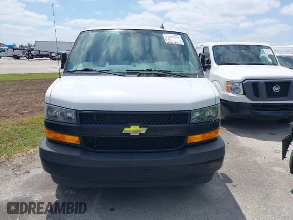 2018 Chevrolet Express Cargo with VIN 1GCWGAFP0J1342902, listed as a IAAI auction lot 42055292 with 98,297 mi miles and . Bid and sale history available at DreamBid. Image 11.