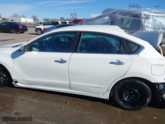2017 Nissan Altima 2.5 SR with VIN 1N4AL3AP6HC243997, listed as a IAAI auction lot 41588377 with 127,612 mi miles. Bid and sale history available at carsss.com. Image 13.