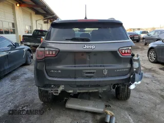 2018 Jeep Compass Limited with VIN 3C4NJDCB2JT501595, listed as a Copart auction lot 44730255 with 39,212 mi miles and Clean Title. Bid and sale history available at carsss.com. Image 6.