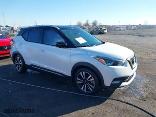 2020 Nissan Kicks SR with VIN 3N1CP5DV5LL538232, listed as a IAAI auction lot 41761012 with NaN miles. Bid and sale history available at carsss.com. Image 1.