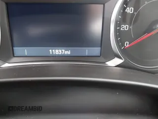 2024 GMC Terrain AT4 z VIN 3GKALYEG3RL222343, wystawiony jako IAAI lot #42238637 z przebiegiem 11 837 mil mil oraz . Historia ofert i sprzedaży dostępna na DreamBid. Obrazek 7.