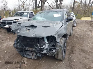 2022 Dodge Durango GT Plus z VIN 1C4RDJDG9NC187642, wystawiony jako IAAI lot #40886210 z przebiegiem 39 006 mil mil oraz . Historia ofert i sprzedaży dostępna na DreamBid. Obrazek 6.