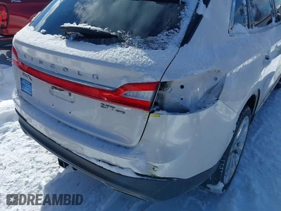 2017 Lincoln MKX Reserve with VIN 2LMPJ8LP8HBL40591, listed as a IAAI auction lot 41307767 with 99,601 mi miles and . Bid and sale history available at DreamBid. Image 6.