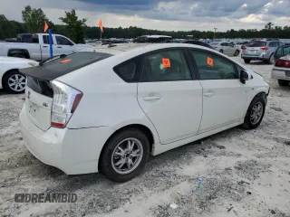 2011 Toyota Prius I z VIN JTDKN3DUXB1465701, wystawiony jako Copart lot #59497025 z przebiegiem Nie podano mil oraz Nie do naprawy • Non repairable. Historia ofert i sprzedaży dostępna na DreamBid. Obrazek 3.