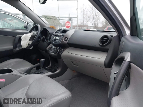 2010 Toyota RAV4 Ltd with VIN JTMDK4DV6AD016836, listed as a IAAI auction lot 41796593 with 125,897 mi miles. Bid and sale history available at carsss.com. Image 5.