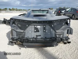 2021 Chevrolet Corvette 2LT with VIN 1G1YB3D44M5125113, listed as a Copart auction lot 84239914 with 7,639 mi miles and Salvage Title. Bid and sale history available at carsss.com. Image 6.