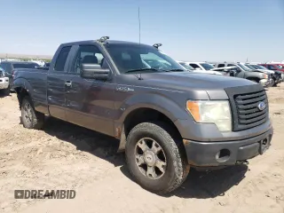 2010 Ford F-150 XL z VIN 1FTEX1E85AKC34713, wystawiony jako Copart lot #55962675 z przebiegiem 203 549 mil mil oraz Szkoda całkowita • Salvage title. Historia ofert i sprzedaży dostępna na DreamBid. Obrazek 4.