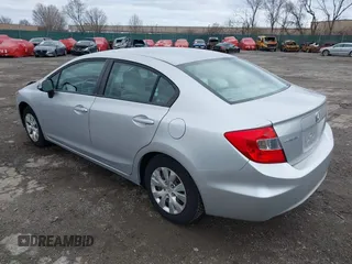 2012 Honda Civic LX с VIN 2HGFB2F57CH300607, выставлен на аукционе IAAI как лот 41738097 с пробегом 201 074 миль миль и . История ставок и продаж доступна на DreamBid. Изображение 3.
