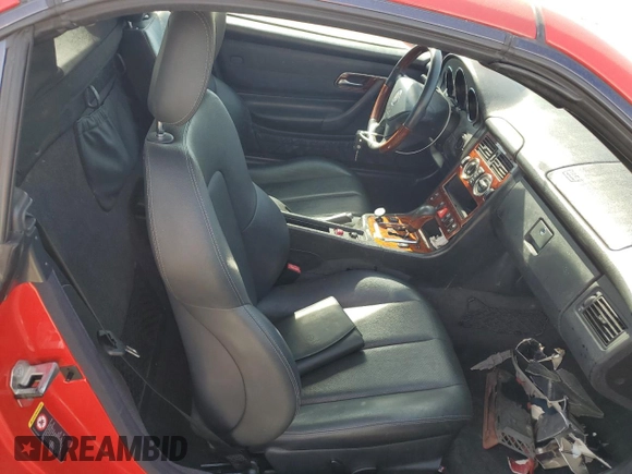 2001 Mercedes-Benz SLK 230/320 с VIN WDBKK65F01F214146, выставлен на аукционе Copart как лот 53469645 с пробегом 88 119 миль миль и Списание • Salvage title. История ставок и продаж доступна на DreamBid. Изображение 10.